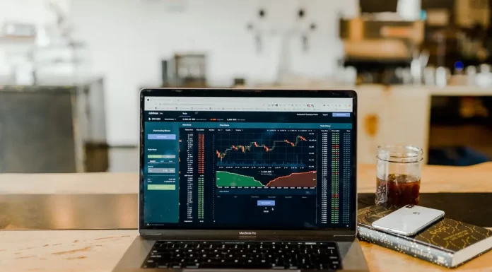 Miért nem az előző napi záróárfolyamon kereskednek a részvényekkel?