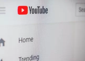 Hogyan blokkolhatja a YouTube hirdetéseket a Rokun