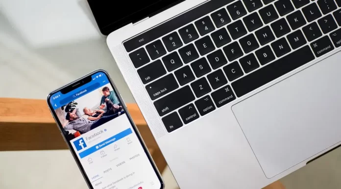 Hogyan frissítheti a Facebook-profilját kiküldetés nélkül