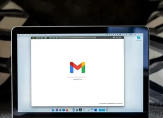 Hogyan ellenőrizhet egy elemet Chromebookon