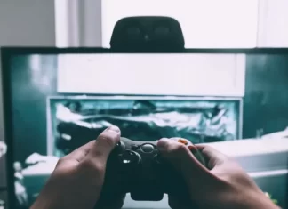 Hogyan változtassuk meg a tulajdonságokat a Sims 4-ben