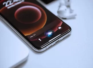 Hogyan készíthet hangvezérlésű fotókat iPhone készülékén